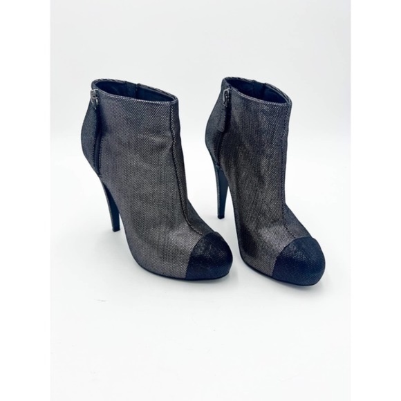 Chanel 2012 Interlocking CC Logo Boots Silver Metallic Size 37 - Picture 8 of 8